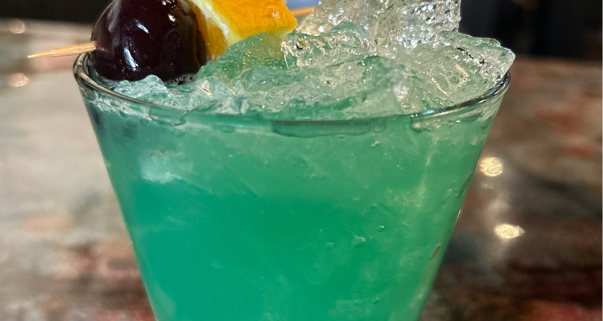 Headframe Spirits Featured Drink: Tropical Splash